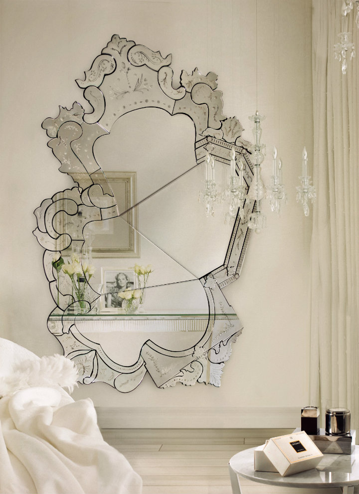 10 Unique Oversized Mirrors for Master Bedrooms