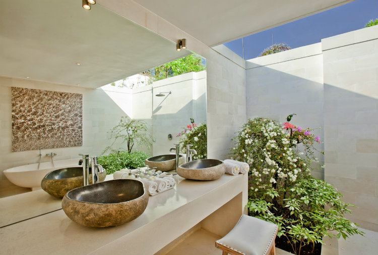 modern villa bali bathroom designs putih ombak showers bathtubs insane garden casas magnificent houses ocean retreat sensational side suite styling