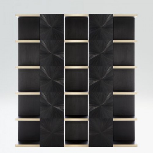 Freud, open bookcase designed to be placed at the centre of a room. It’s made in order to be used from both sides without necessarily see what’s on the shelves of each side.