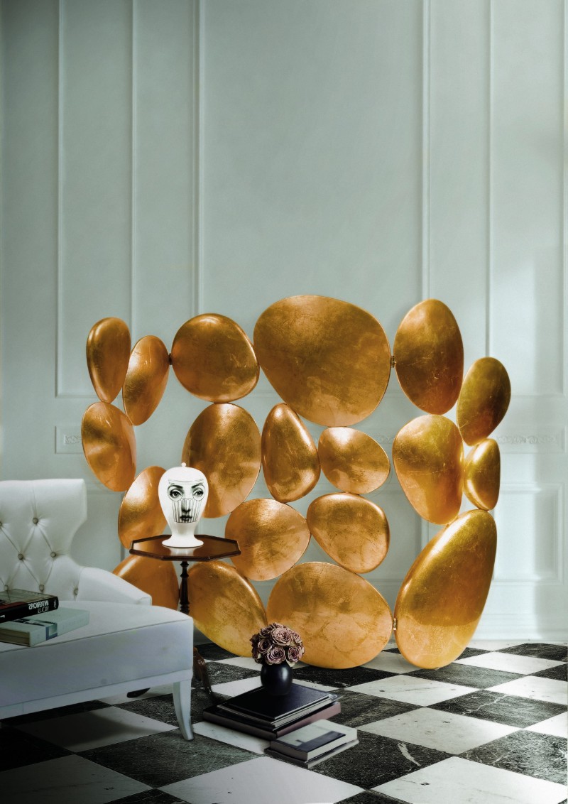 Exclusive Home Décor The Gold Folding Screen by Boca do Lobo | www.bocadolobo.com #foldingscreen #homedecor #luxuryfurniture #golpieces @homedecorideas