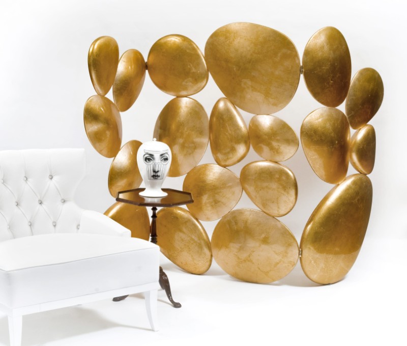Exclusive Home Décor The Gold Folding Screen by Boca do Lobo | www.bocadolobo.com #foldingscreen #homedecor #luxuryfurniture #golpieces @homedecorideas